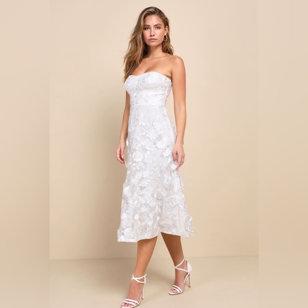 Lulus Delightful Romance White Floral 3D Strapless Lace-Up Midi Dress Size XS